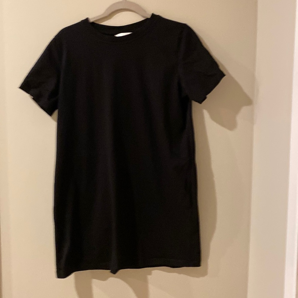 H&M black t-shirt dress size m